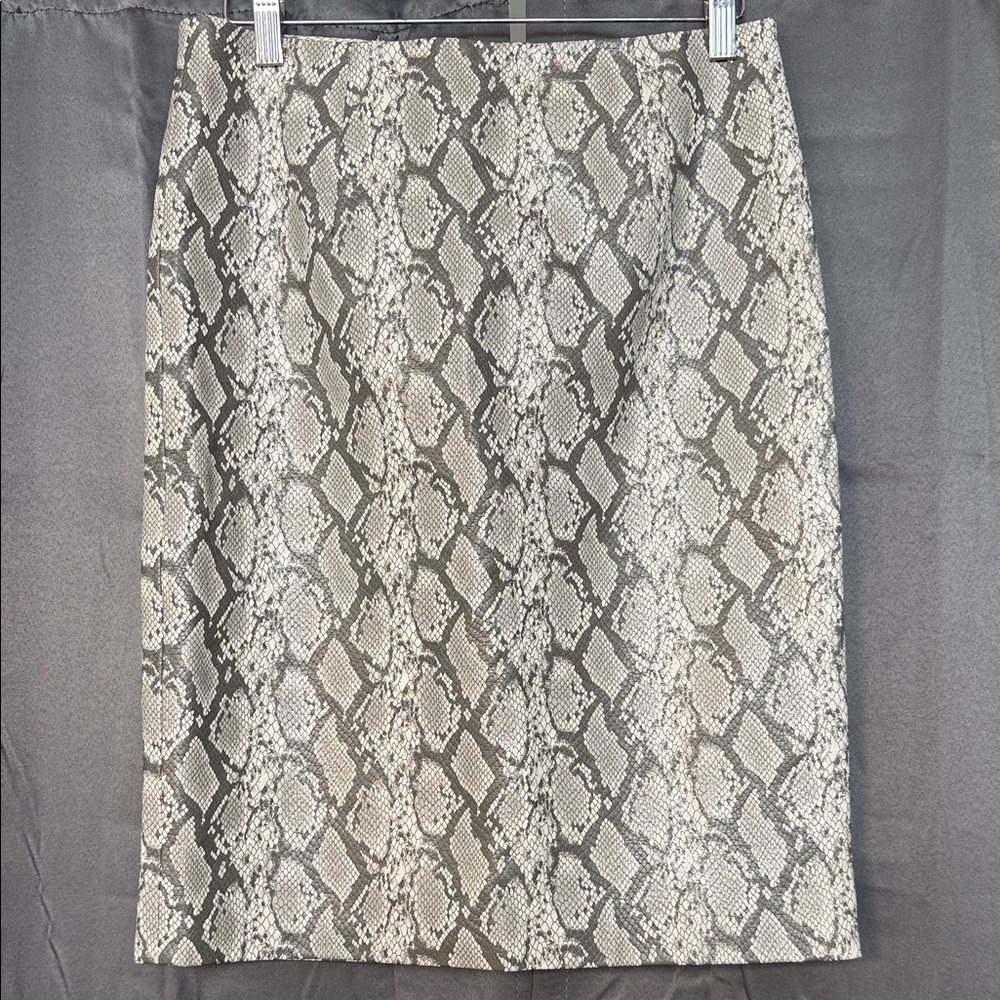 Jacklyn Smith Faux Leather Snake Skin pencil Skirt